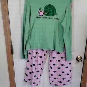 Fred Is Red XL Green and Pink Pajama Set with Playful Turtle Closet Design